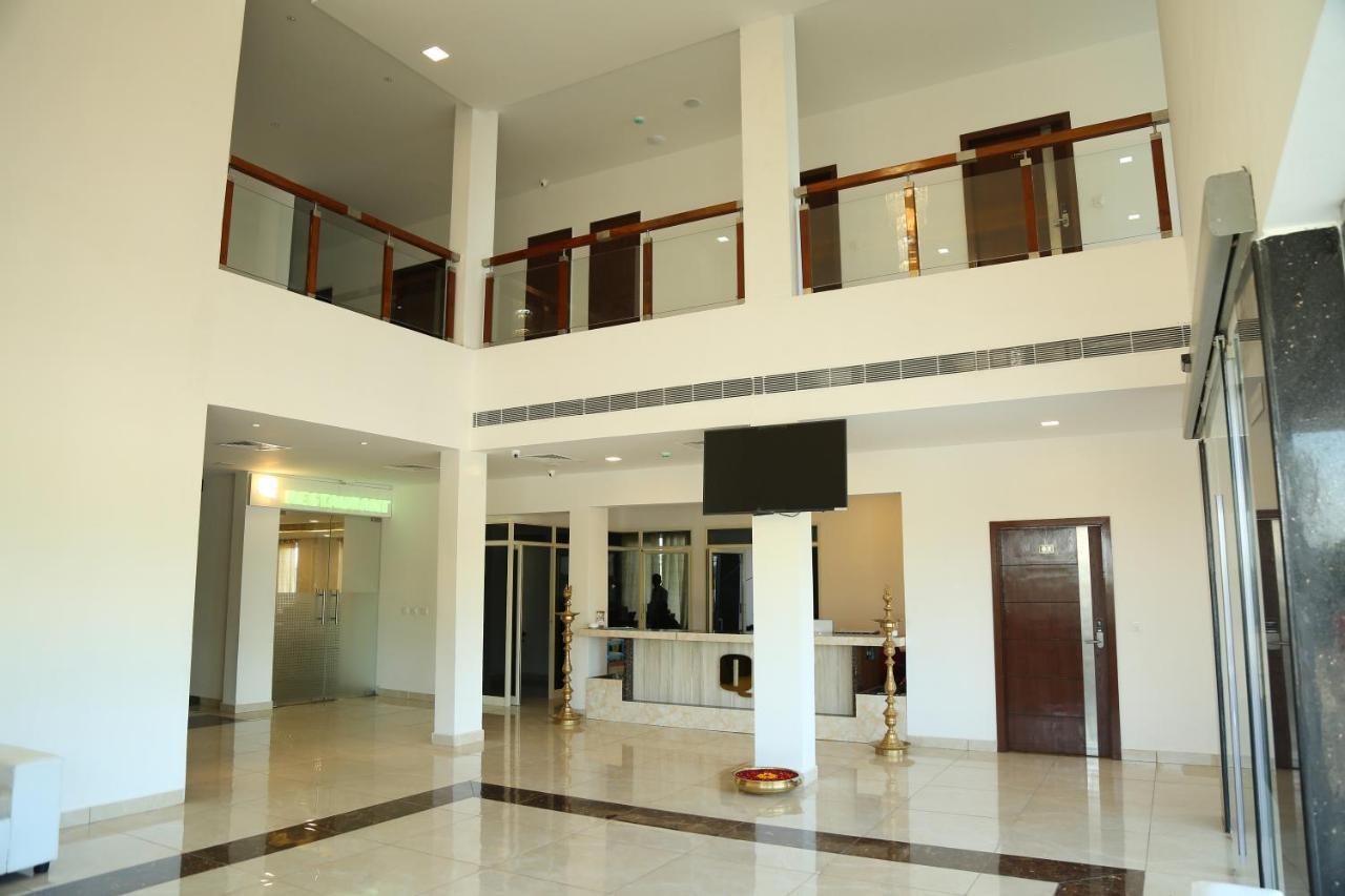 Hotel Queens Inn Velankanni Extérieur photo