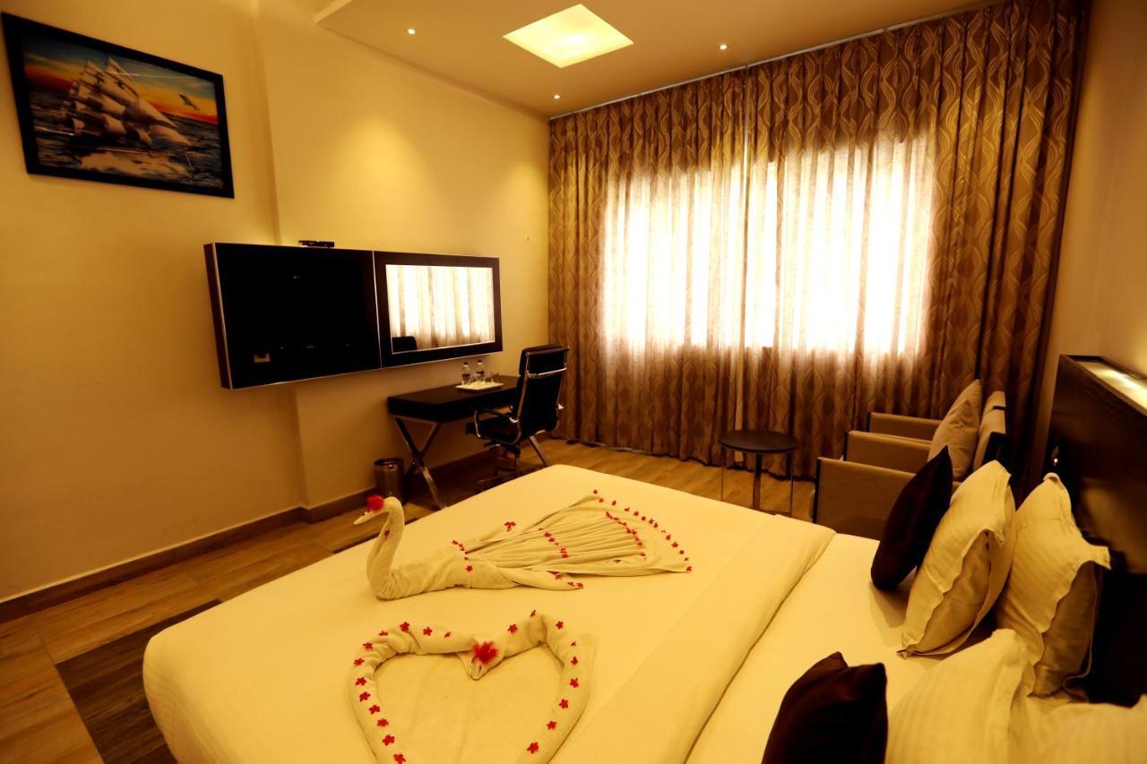 Hotel Queens Inn Velankanni Extérieur photo