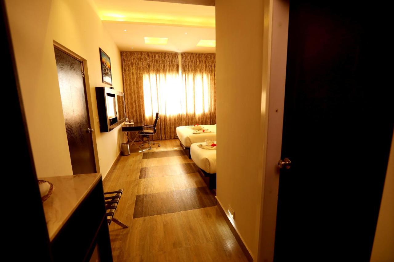 Hotel Queens Inn Velankanni Extérieur photo