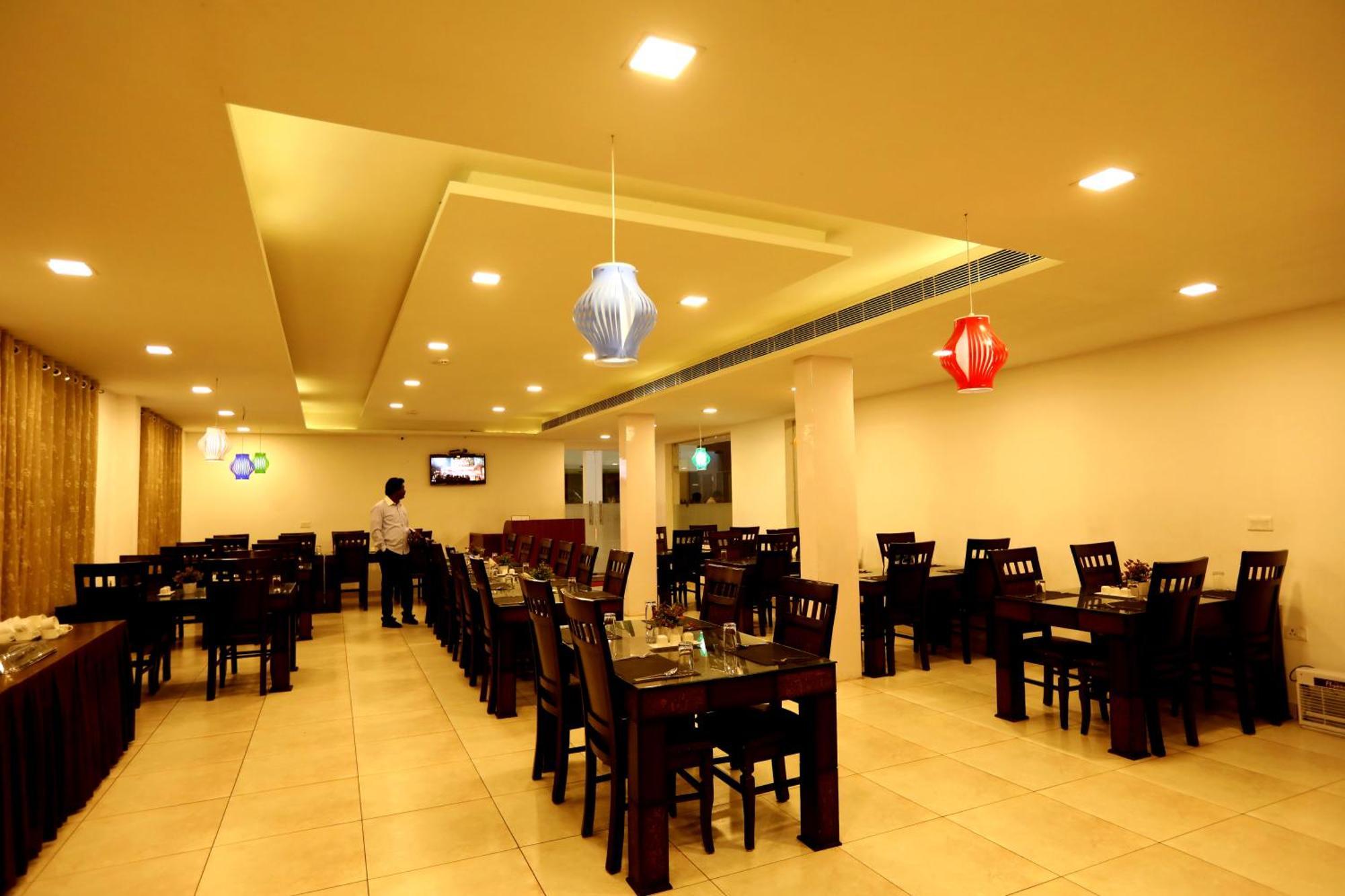 Hotel Queens Inn Velankanni Extérieur photo