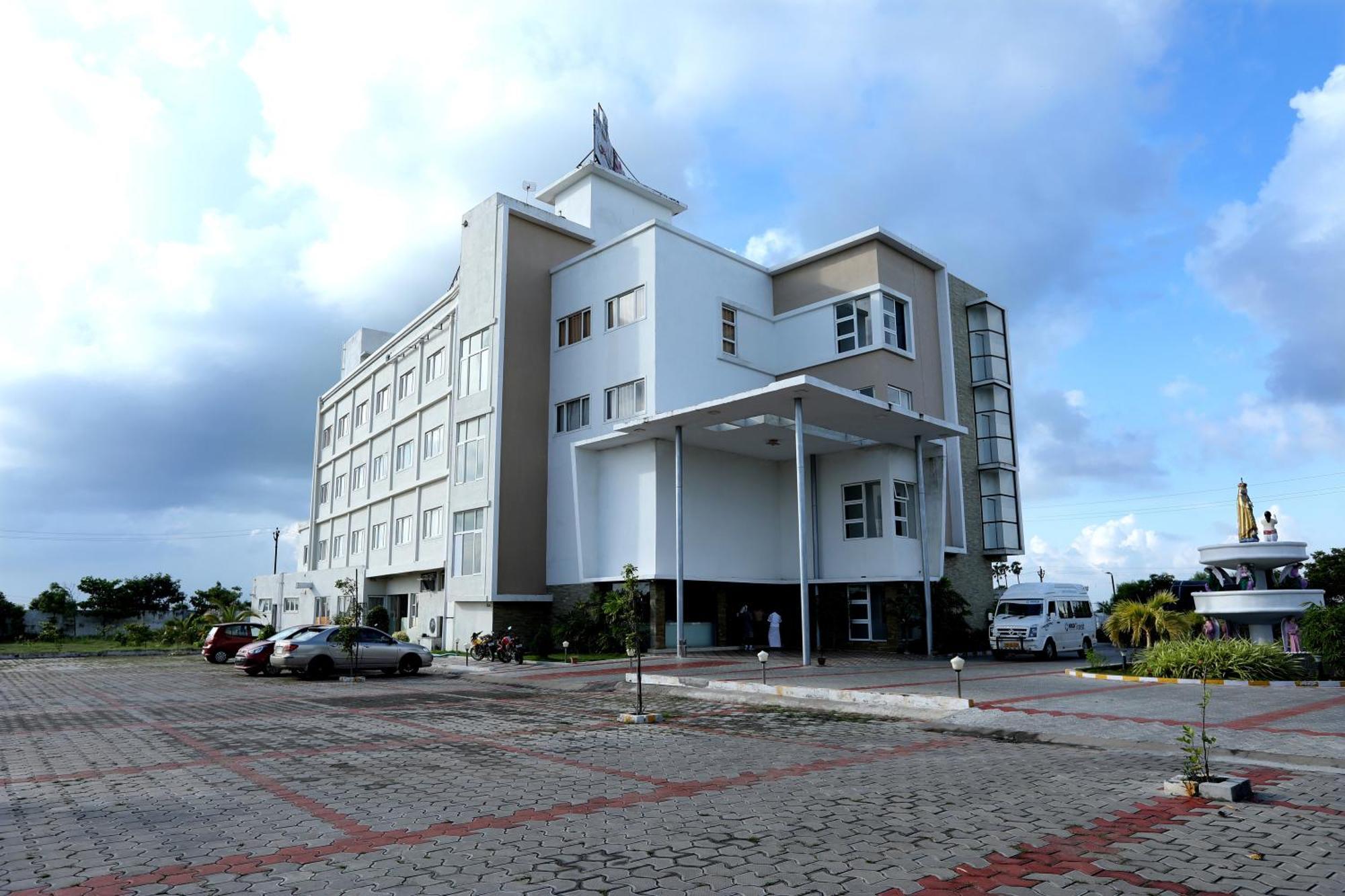 Hotel Queens Inn Velankanni Extérieur photo