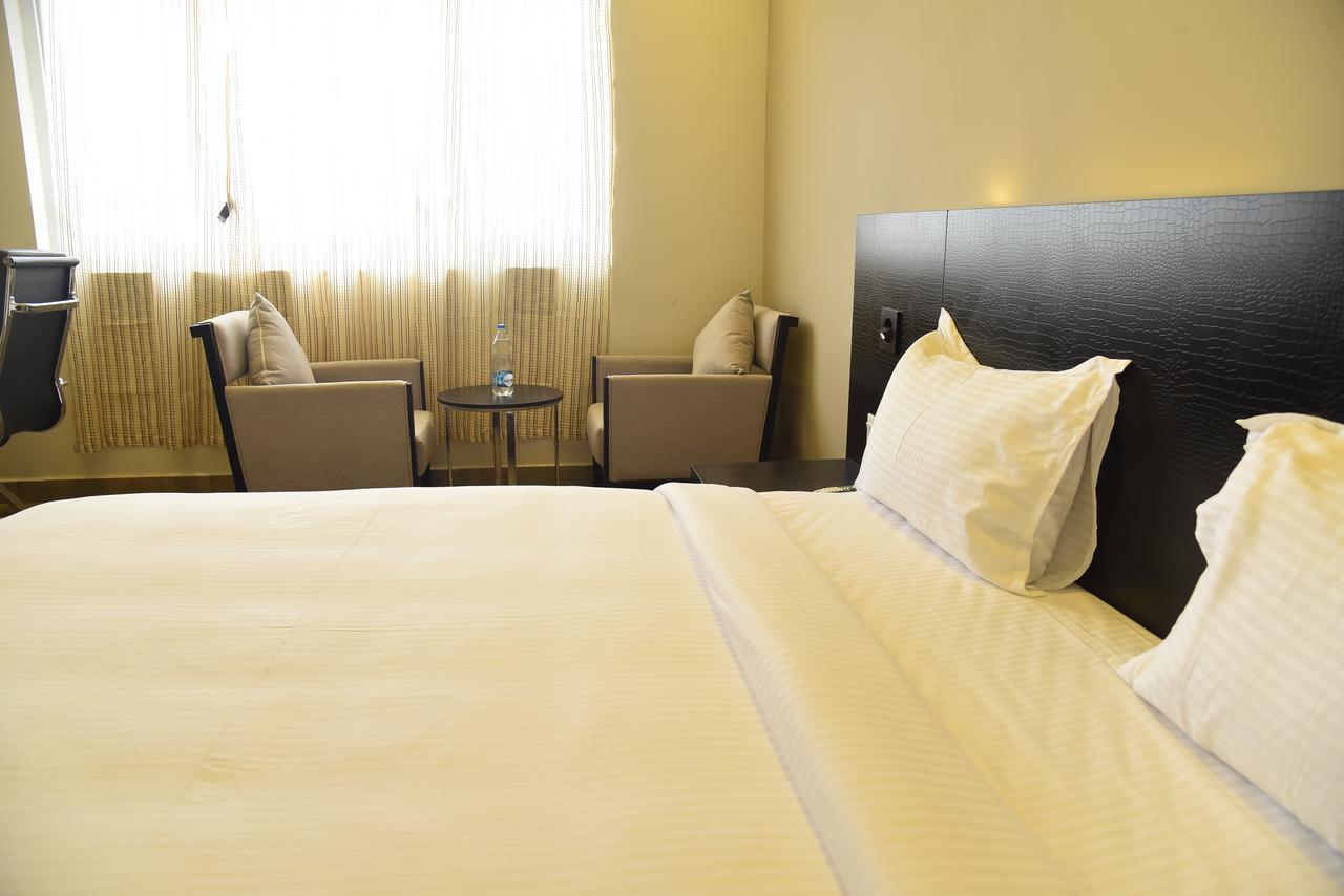 Hotel Queens Inn Velankanni Extérieur photo