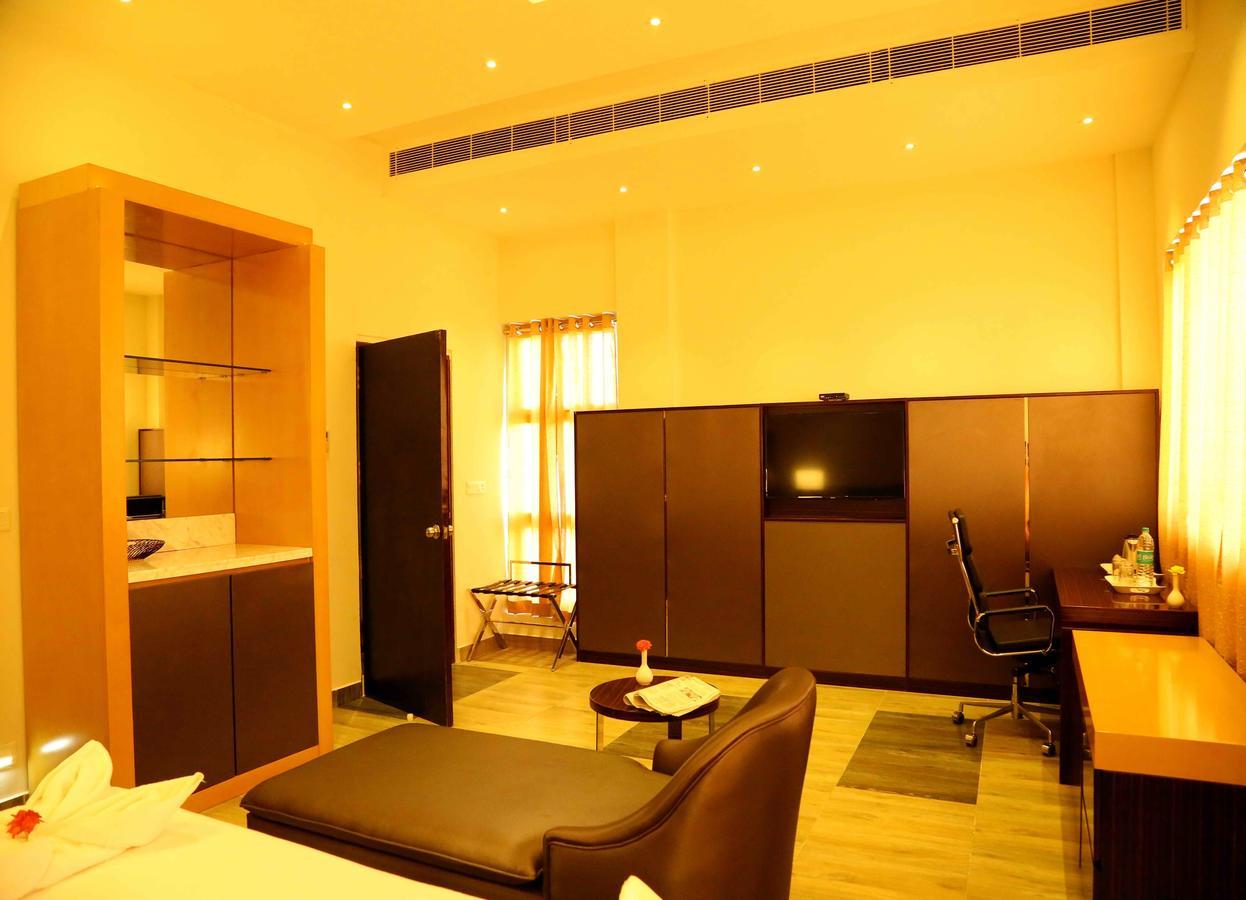 Hotel Queens Inn Velankanni Extérieur photo