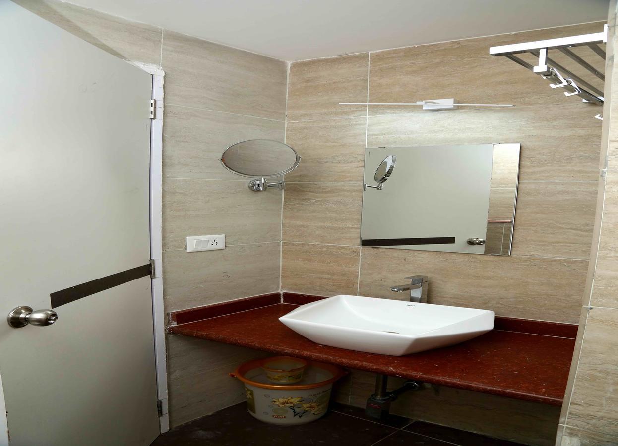 Hotel Queens Inn Velankanni Extérieur photo
