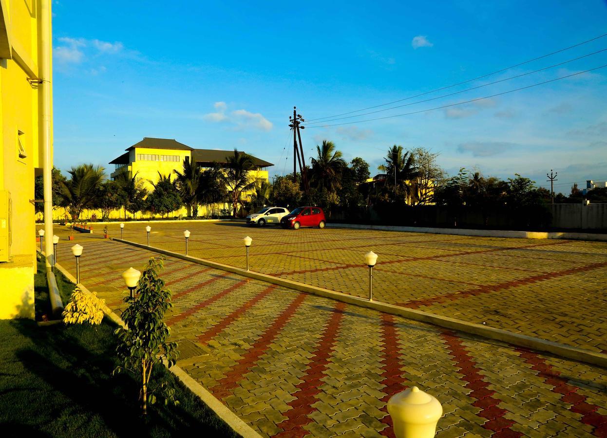 Hotel Queens Inn Velankanni Extérieur photo